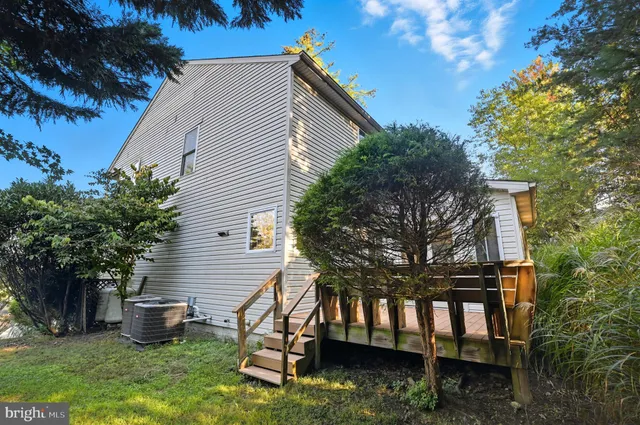 $475,000 | 121 Waterside Lane, Cross Junction, VA 22625