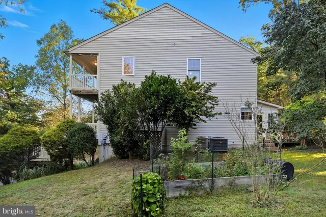 $475,000 | 121 Waterside Lane, Cross Junction, VA 22625