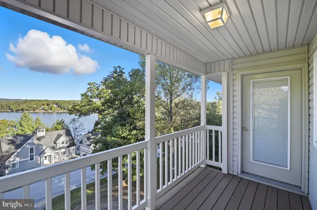 $475,000 | 121 Waterside Lane, Cross Junction, VA 22625