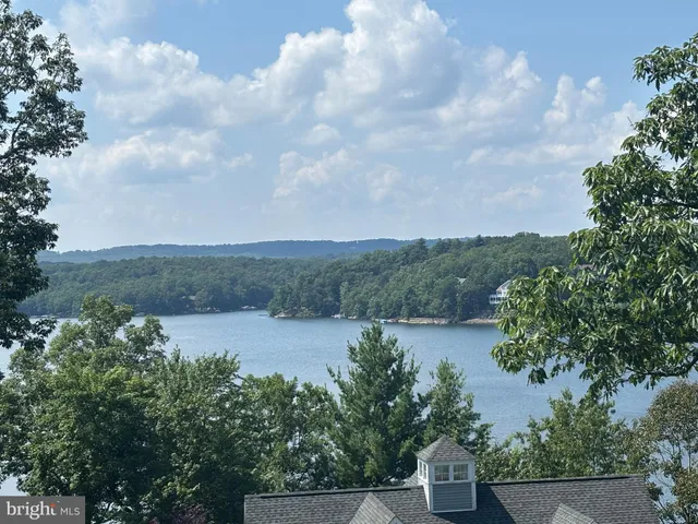 $475,000 | 121 Waterside Lane, Cross Junction, VA 22625