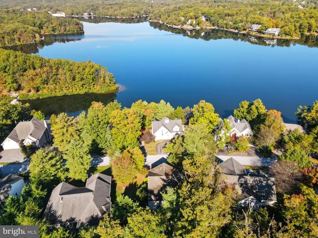 $475,000 | 121 Waterside Lane, Cross Junction, VA 22625