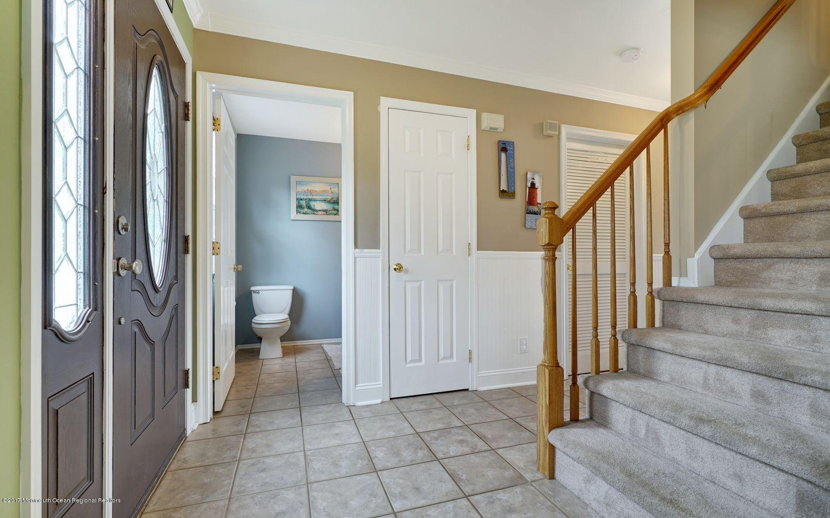 10 Andrew Street Howell, NJ 07731 - Photo 12 of 38 a9816715-8b29-4bc9-b638-850643be8f37