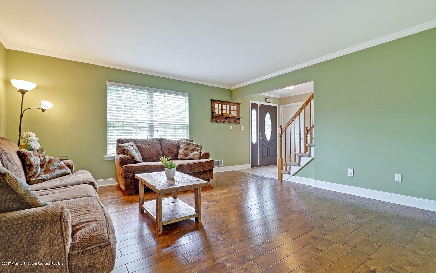 10 Andrew Street Howell, NJ 07731 - Photo 20 of 38 171a0c0d-4213-4f69-a218-689cf2e3ebdc