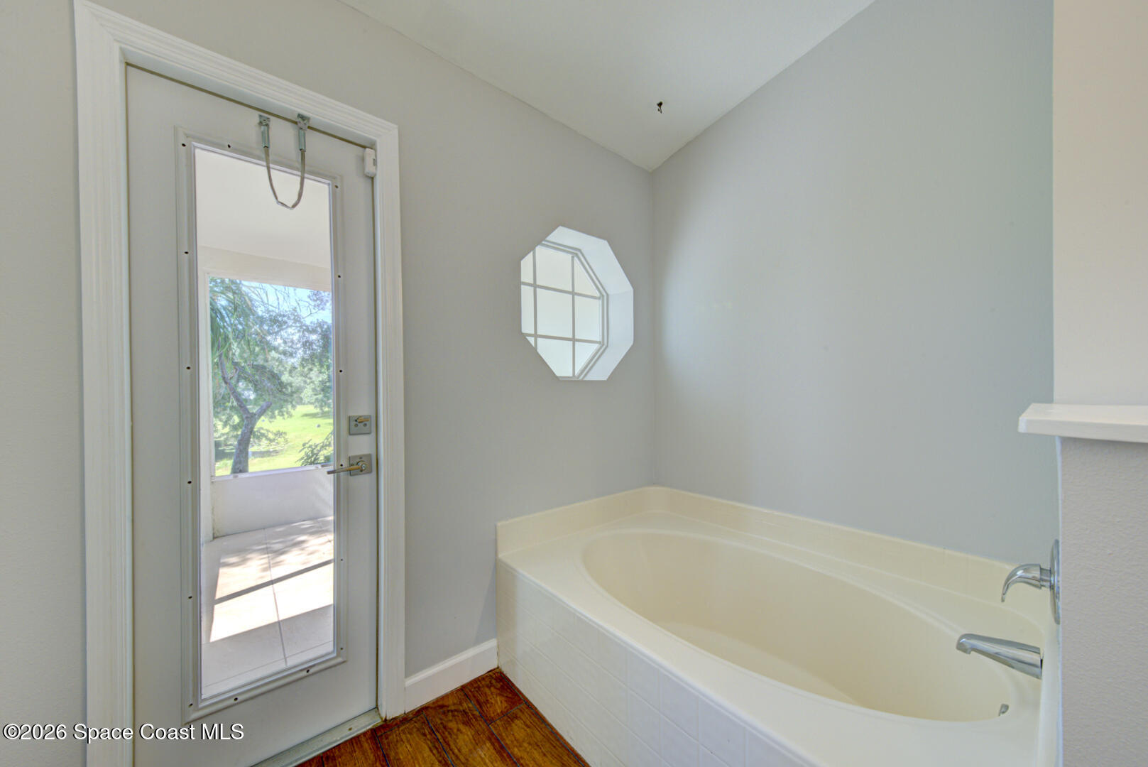 3353 Echo Ridge Place Cocoa, FL 32926 - Photo 33 of 51 primary bathroom tub