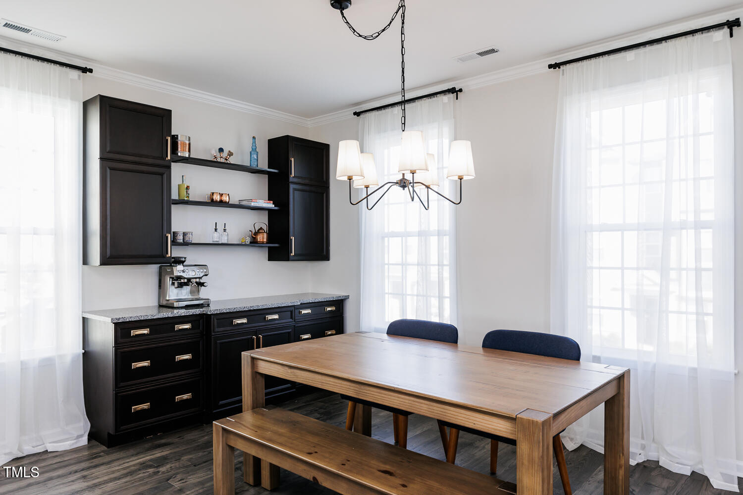 6111 Kayton Street Raleigh, NC 27616 - Photo 13 of 49 Dining & Custom Bar