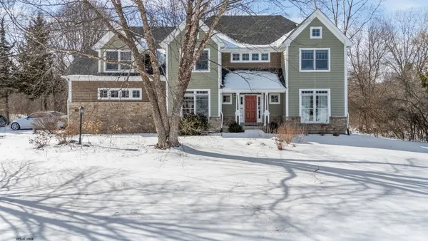 $695,500 | 7-n072 Willowbrook Drive, St. Charles, IL 60175