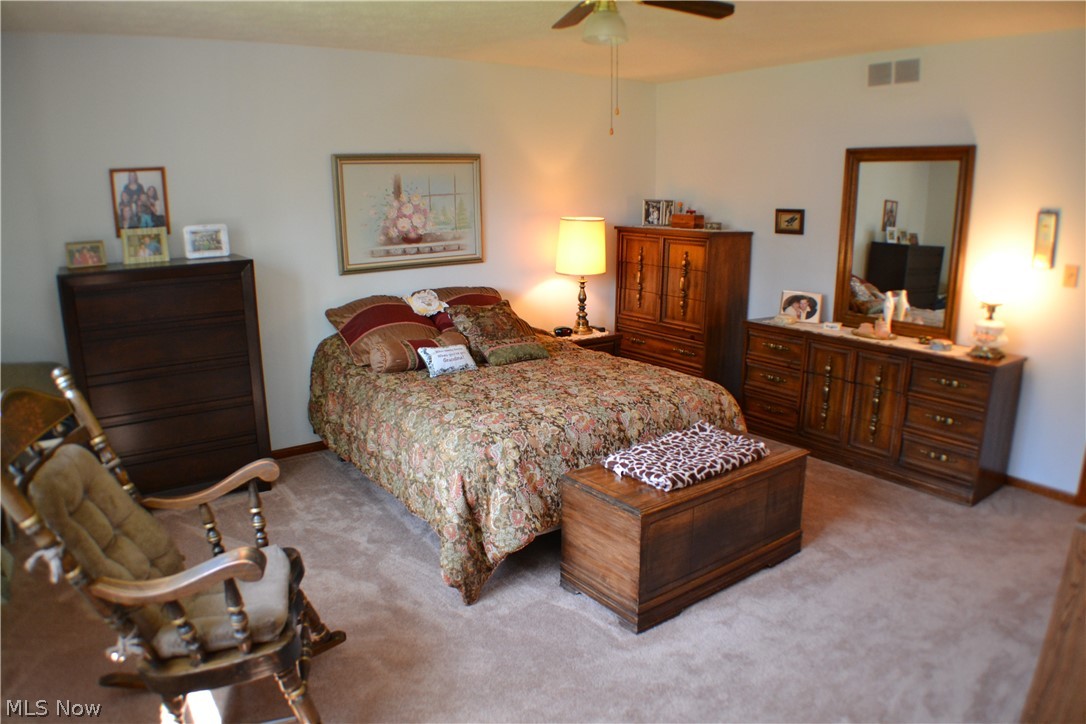 14209 East Bagley Road Cleveland, OH 44130 - Photo 17 of 34 Gallery Image 17