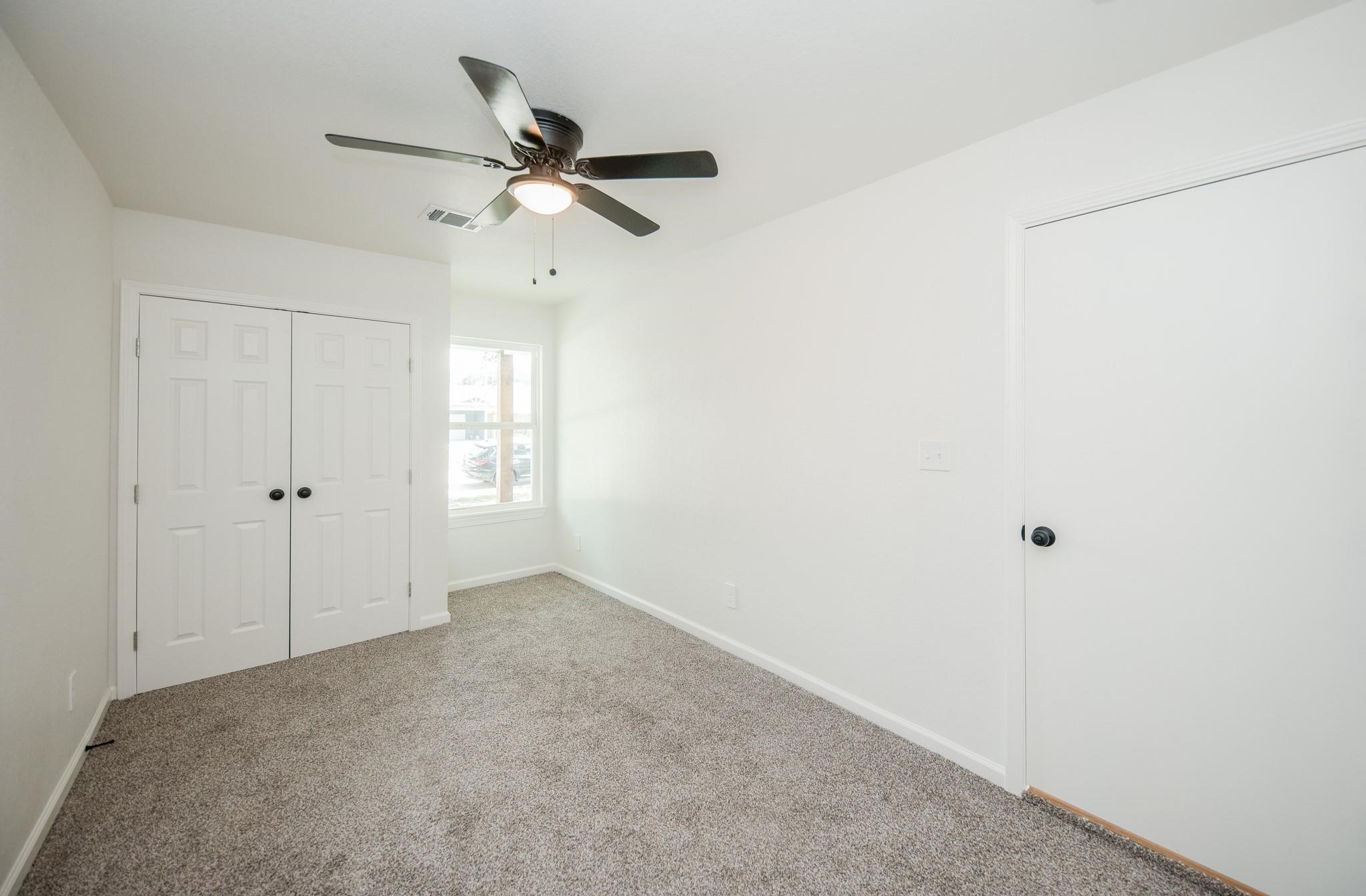 5221 Libbey Drive Houston, TX 77092 - Photo 20 of 31