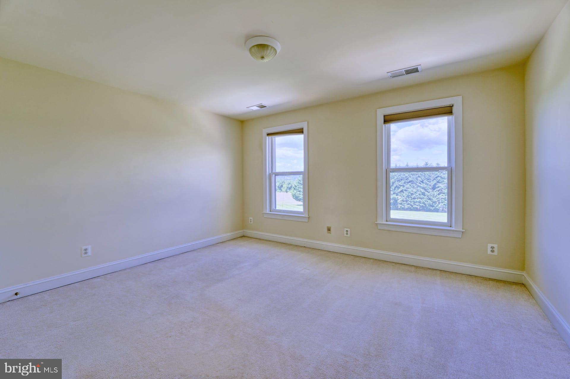 16571 Hillsboro Road Purcellville, VA 20132 - Photo 38 of 56
