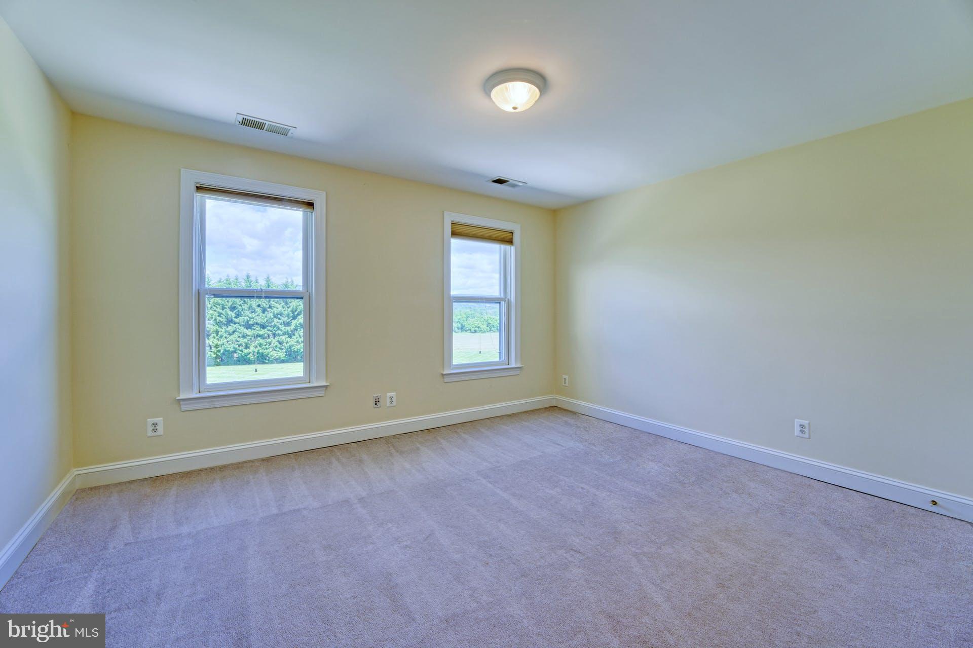 16571 Hillsboro Road Purcellville, VA 20132 - Photo 41 of 56
