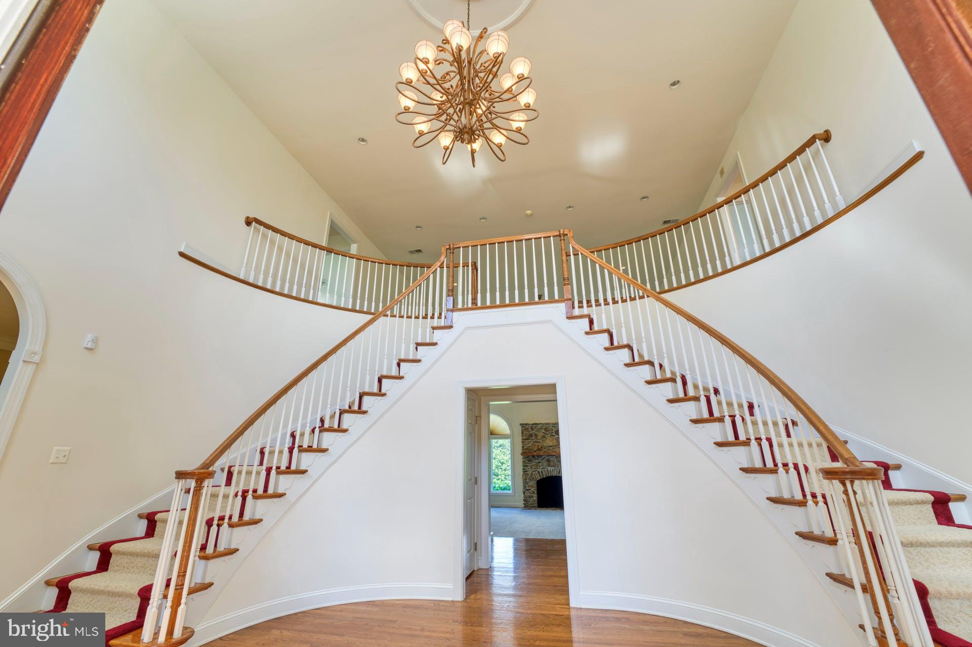 16571 Hillsboro Road Purcellville, VA 20132 - Photo 8 of 56