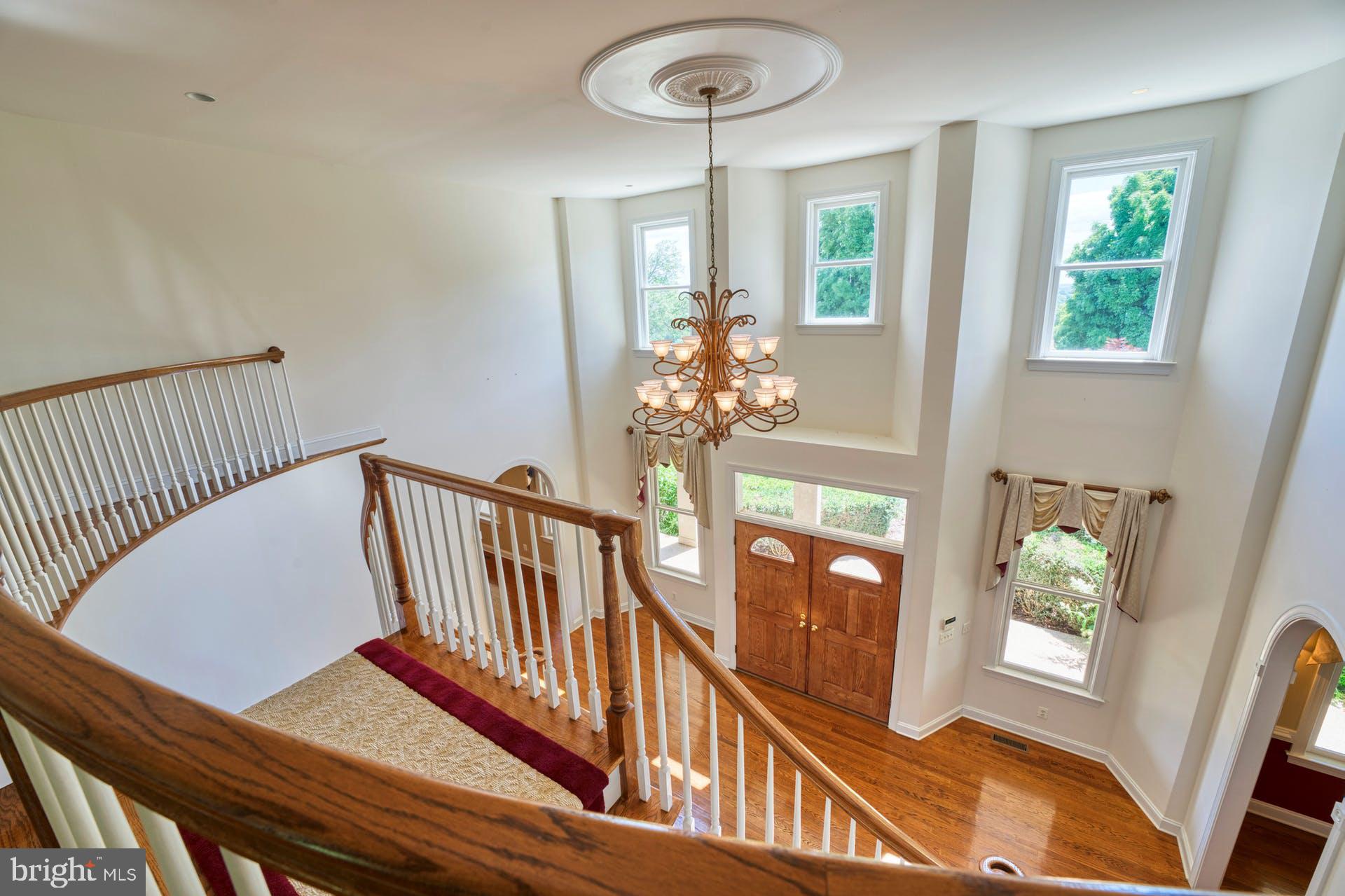 16571 Hillsboro Road Purcellville, VA 20132 - Photo 9 of 56