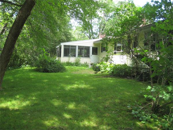21 Richard Road Hudson, MA 01749 - Photo 8 of 9 Gallery Image 8
