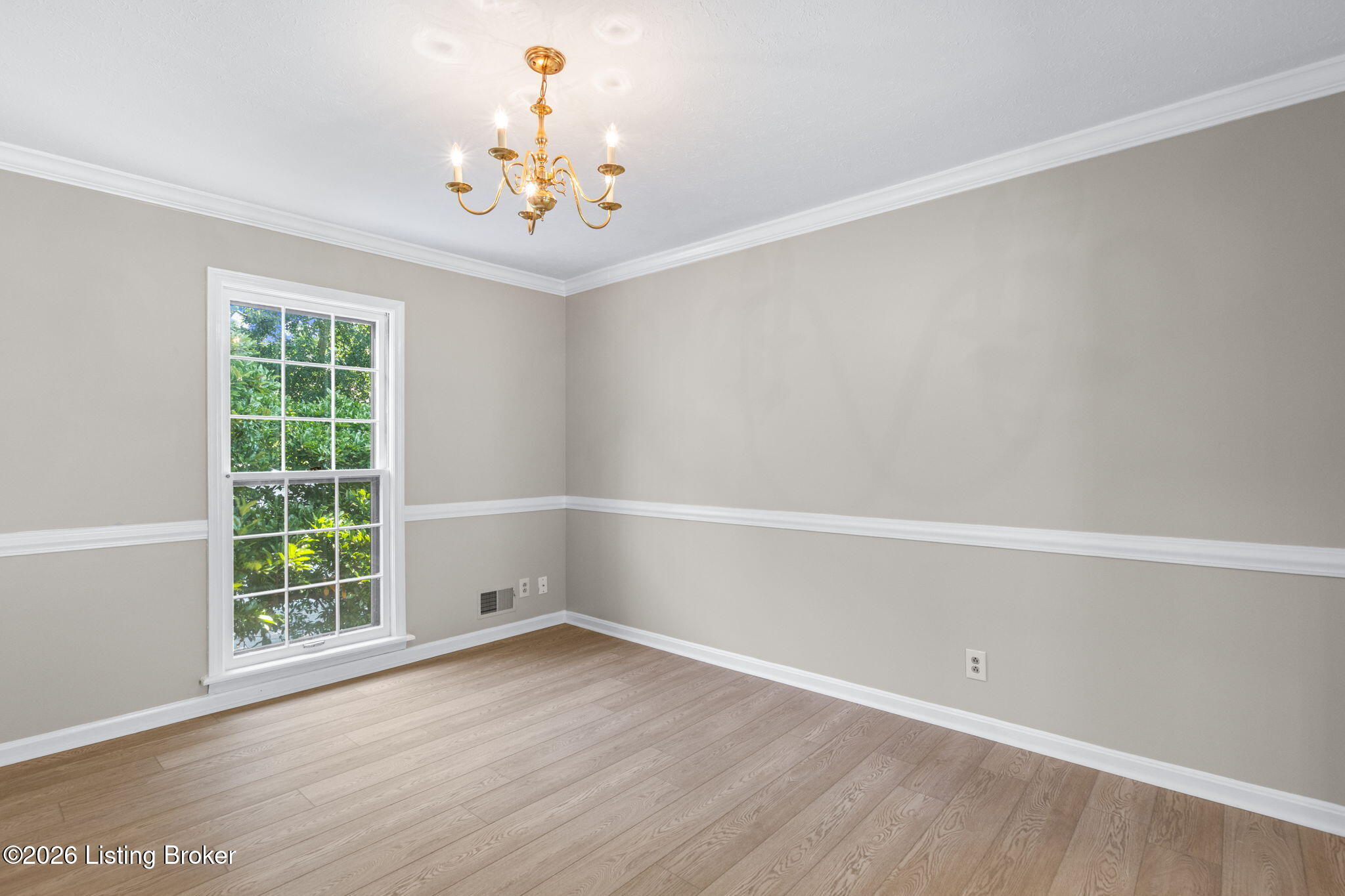 7705 Tempsclair Road Louisville, KY 40220 - Photo 17 of 61 18-web-or-mls-4F0A5014