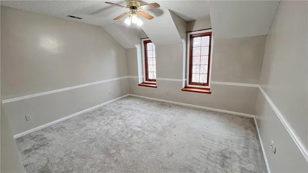 $564,950 | 39 MacKenzie Drive, St. Joseph, MO 64503