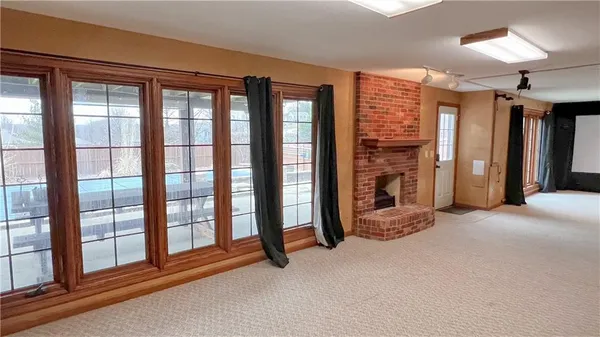 $564,950 | 39 MacKenzie Drive, St. Joseph, MO 64503