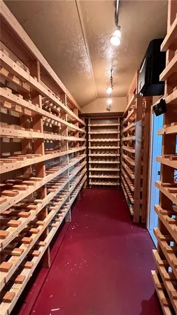 $564,950 | 39 MacKenzie Drive, St. Joseph, MO 64503