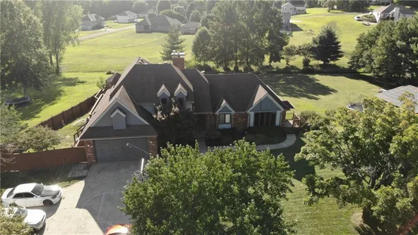 $564,950 | 39 MacKenzie Drive, St. Joseph, MO 64503