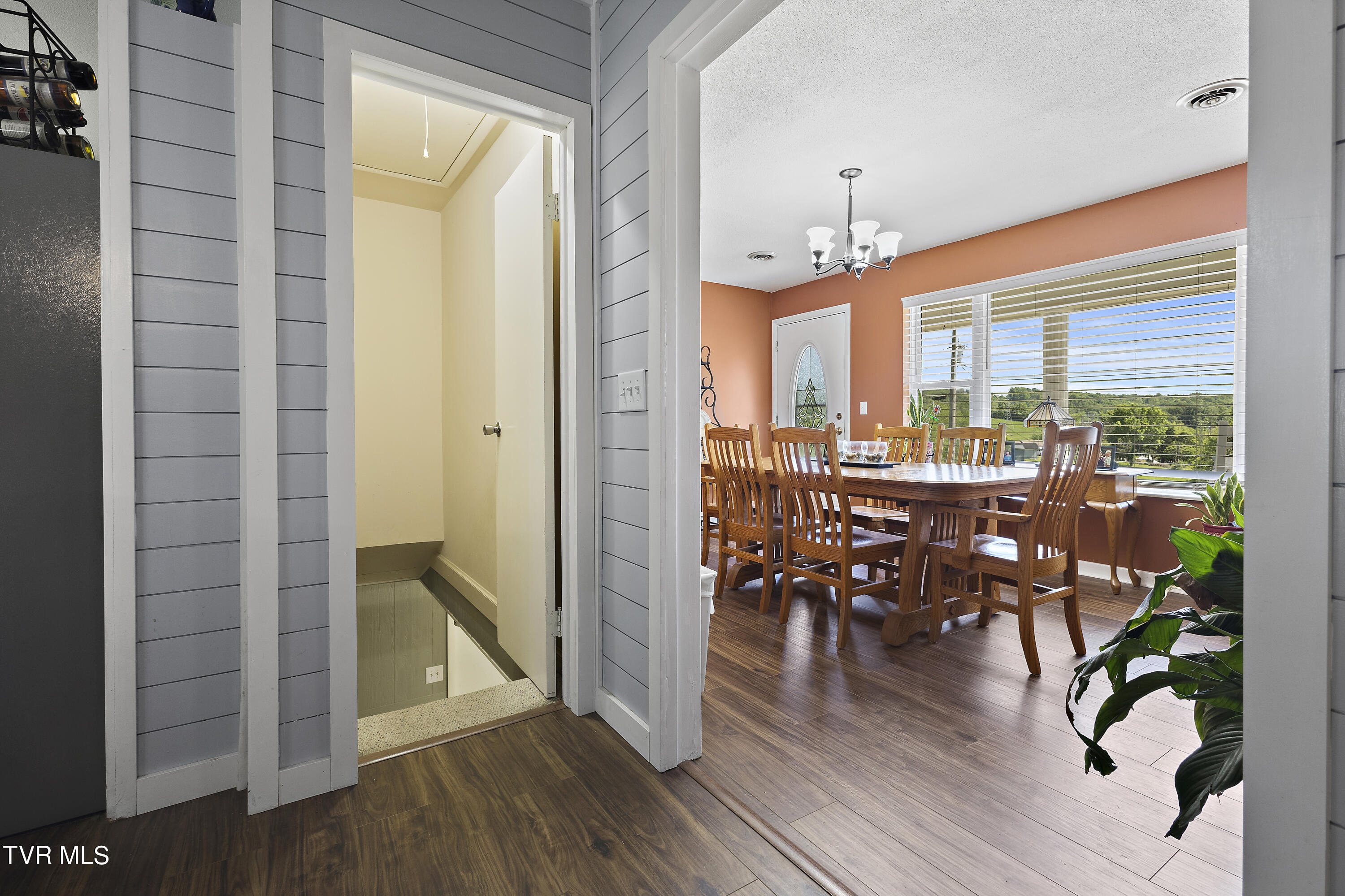 217 Echo Drive Greeneville, TN 37743 - Photo 33 of 44 128A3251