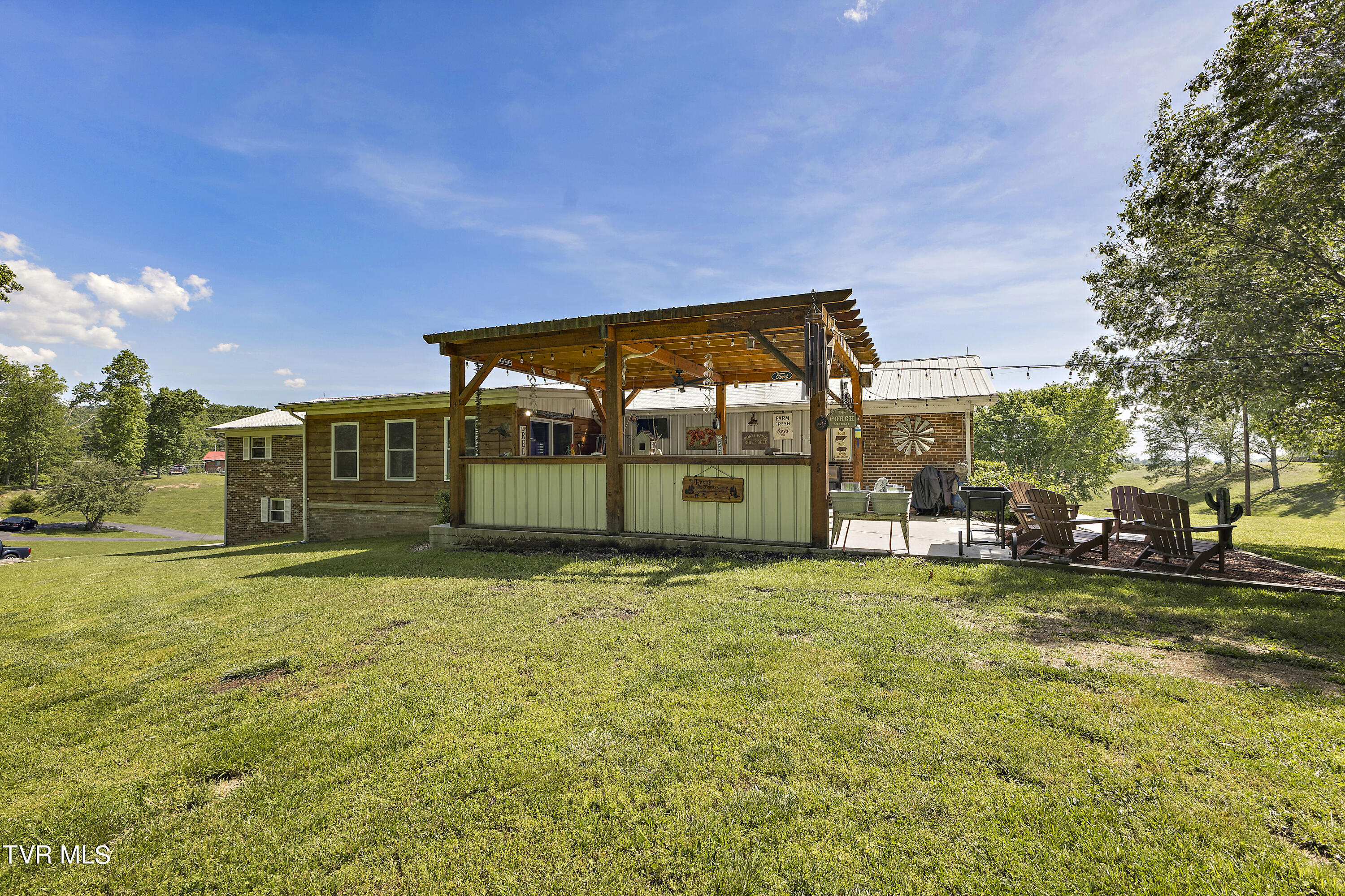 217 Echo Drive Greeneville, TN 37743 - Photo 10 of 44 128A3158