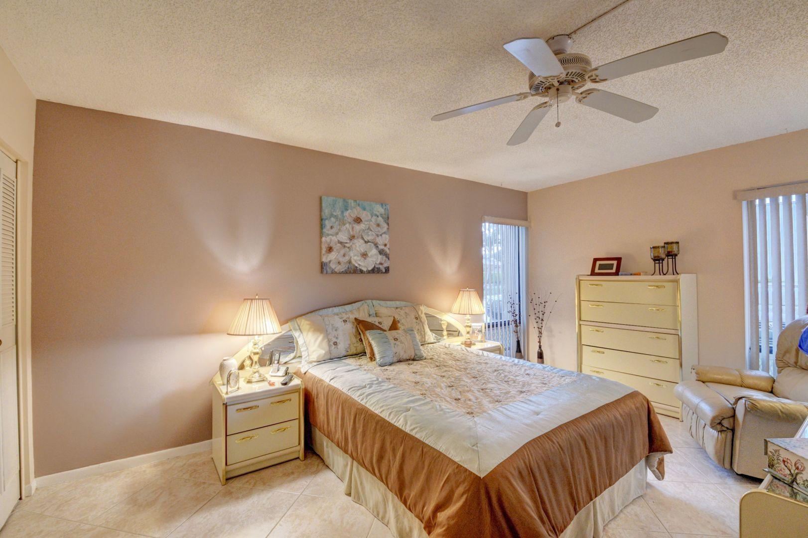 6621 Spring Bottom Way, Unit 142 Boca Raton, FL 33433 - Photo 16 of 26 Guest Bedroom