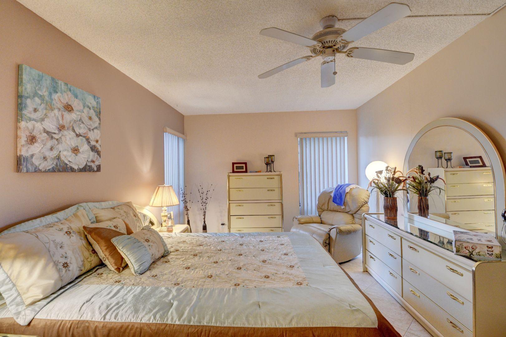 6621 Spring Bottom Way, Unit 142 Boca Raton, FL 33433 - Photo 17 of 26 Guest Bedroom