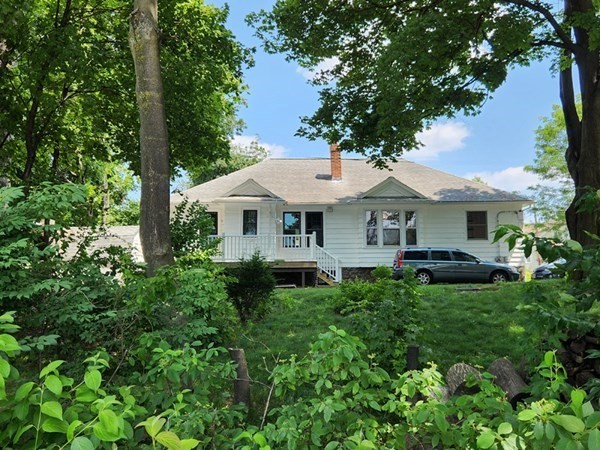 16 Clason Road Worcester, MA 01606 - Photo 3 of 21 Gallery Image 3