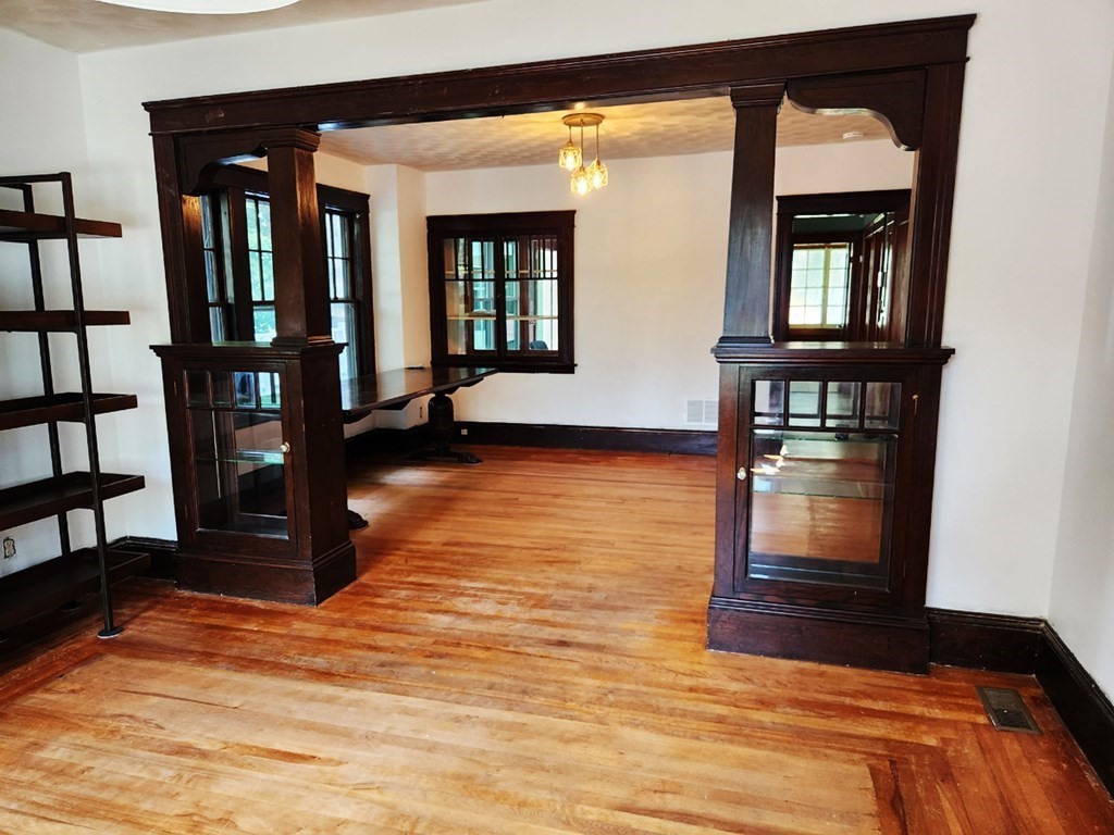 16 Clason Road Worcester, MA 01606 - Photo 6 of 21 Gallery Image 6