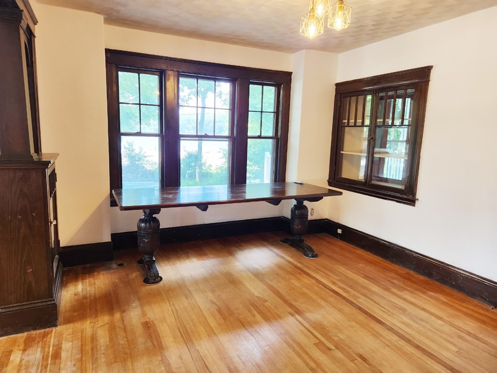 16 Clason Road Worcester, MA 01606 - Photo 7 of 21 Gallery Image 7