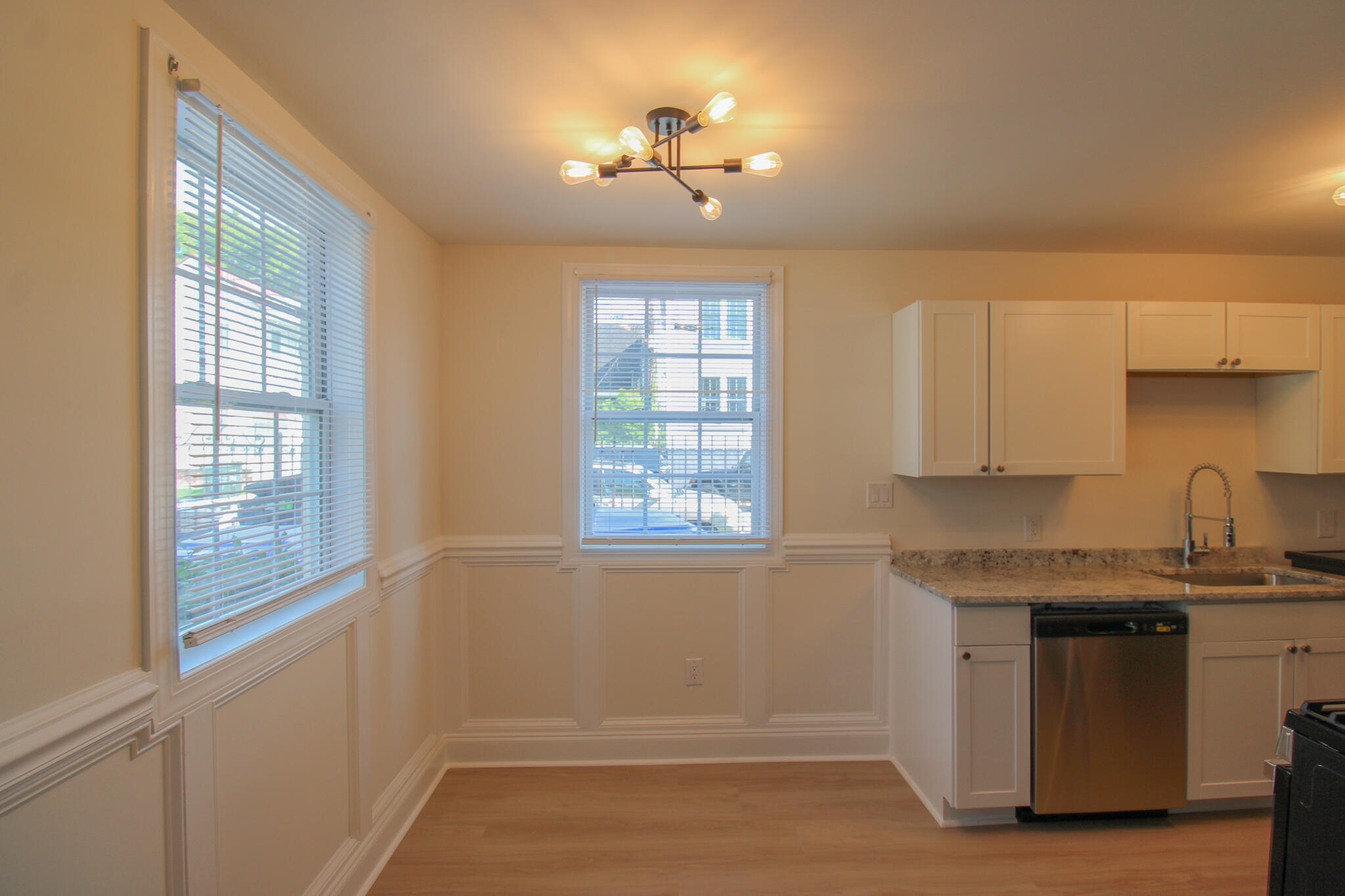 180 Line Street, Unit A Charleston, SC 29403 - Photo 3 of 11 6BA83F39-32A0-42EC-AE3E-BEAE347F1072
