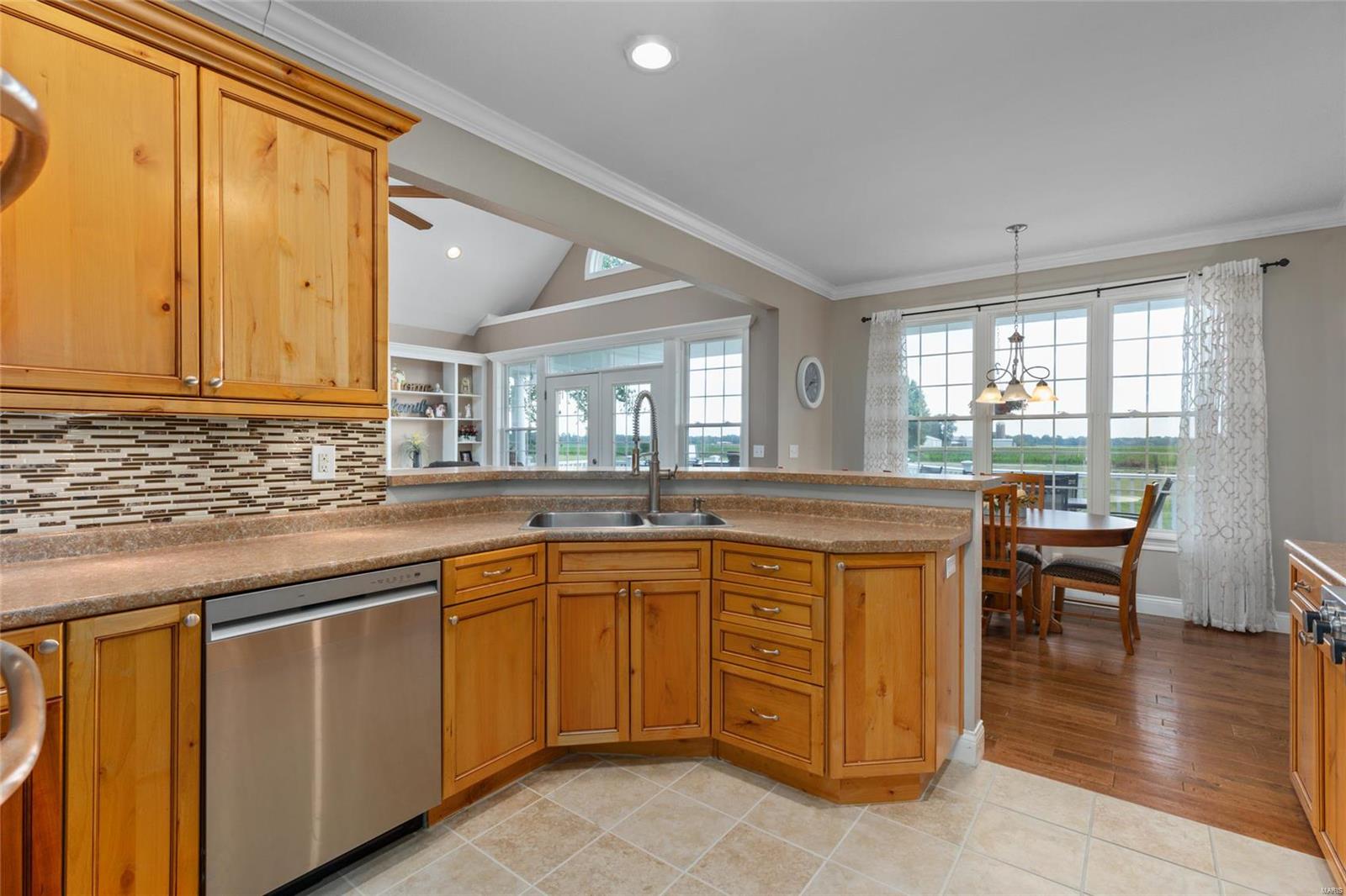 148 Brook Road Worden, IL 62097 - Photo 17 of 45