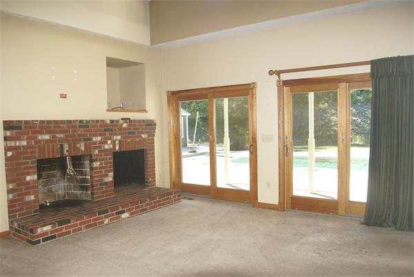 58 Bond Road Charlton, MA 01507 - Photo 12 of 25