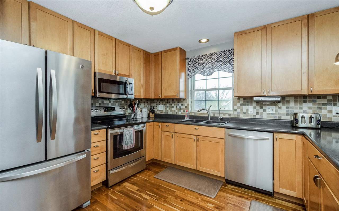 1433 Willow Brook Lane Riverside, IA 52327 - Photo 9 of 20 Gallery Image 9
