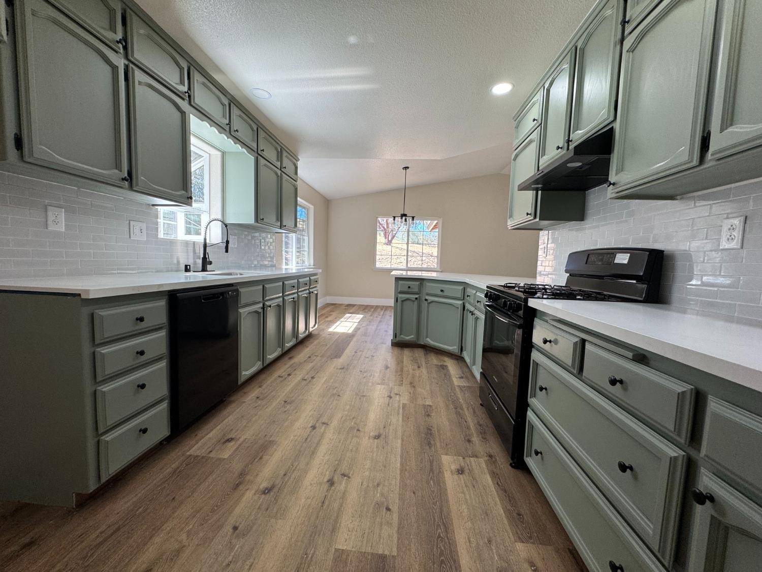 35229 Ocb Mine Road Coarsegold, CA 93614 - Photo 5 of 30