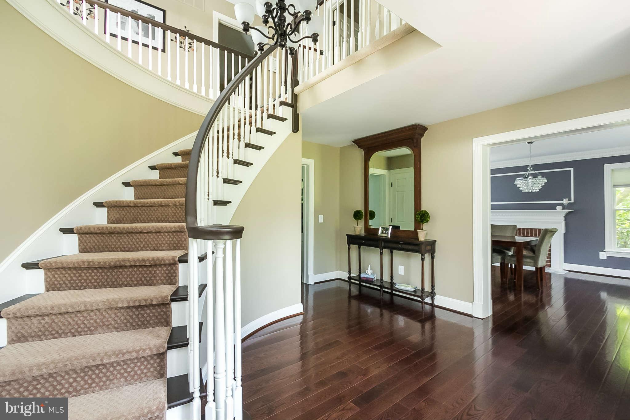 13205 Falls Road Cockeysville, MD 21030 - Photo 3 of 29 Interior General