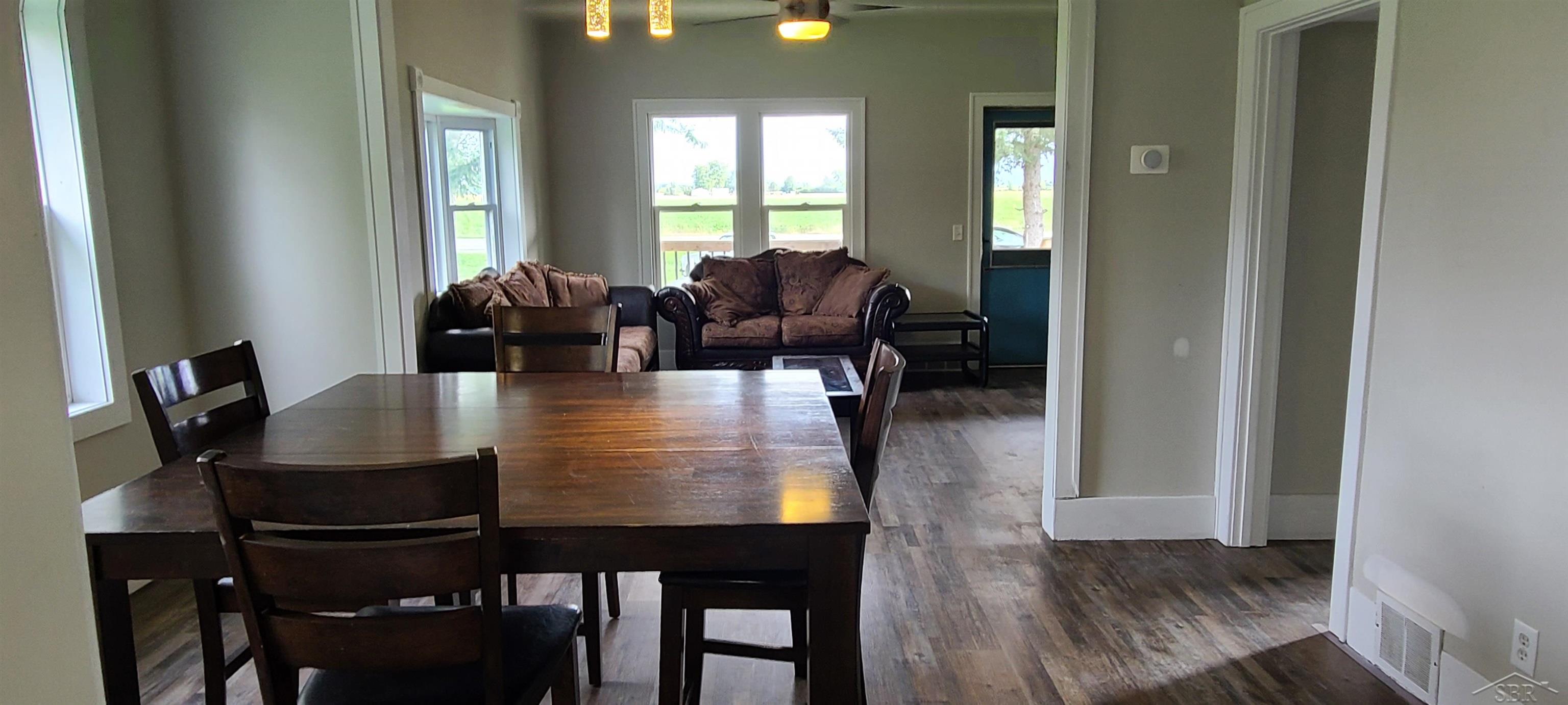 4925 East Washington Road Saginaw, MI 48601 - Photo 7 of 41 50091670-6.JPG