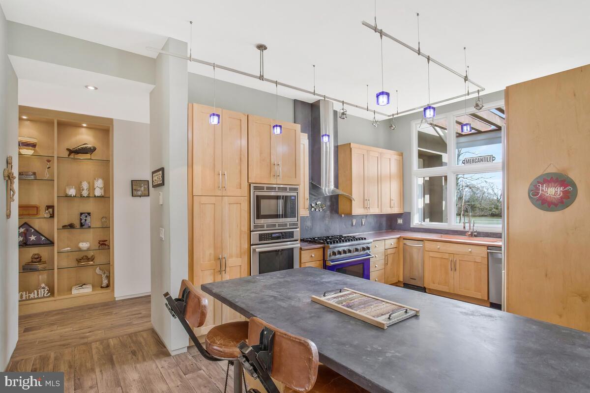 4149 Shoreham Beach Road Edgewater, MD 21037 - Photo 16 of 73