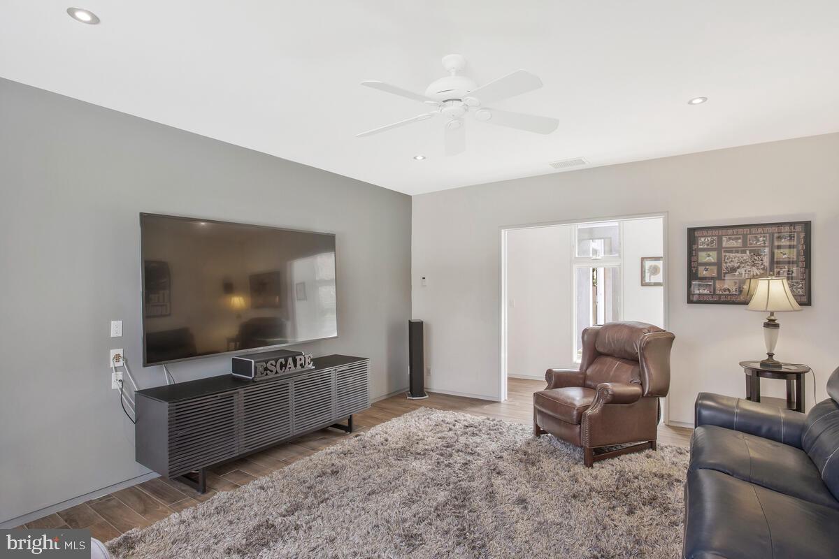 4149 Shoreham Beach Road Edgewater, MD 21037 - Photo 43 of 73