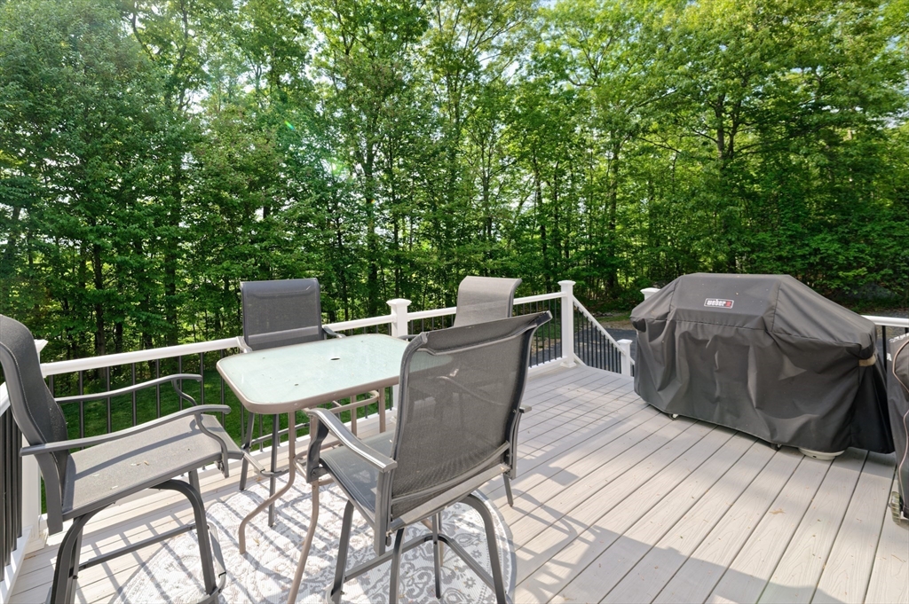 6 Chamberlain Road Uxbridge, MA 01569 - Photo 36 of 38