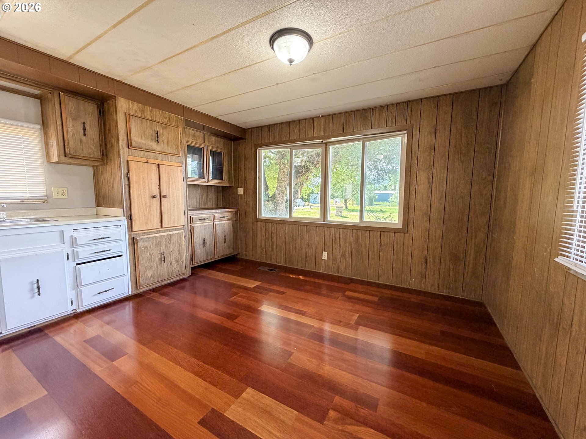 153 Southwest Kilbourne Street Prairie City, OR 97869 - Photo 9 of 23