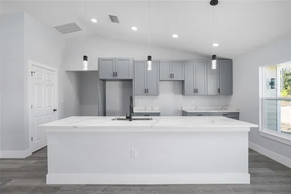 $264,900 | 3101 Northwest Buena Vista Road, Dunnellon, FL 34431
