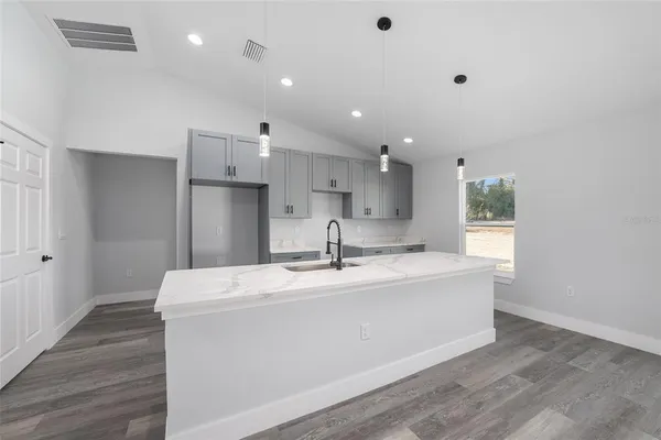 $264,900 | 3101 Northwest Buena Vista Road, Dunnellon, FL 34431
