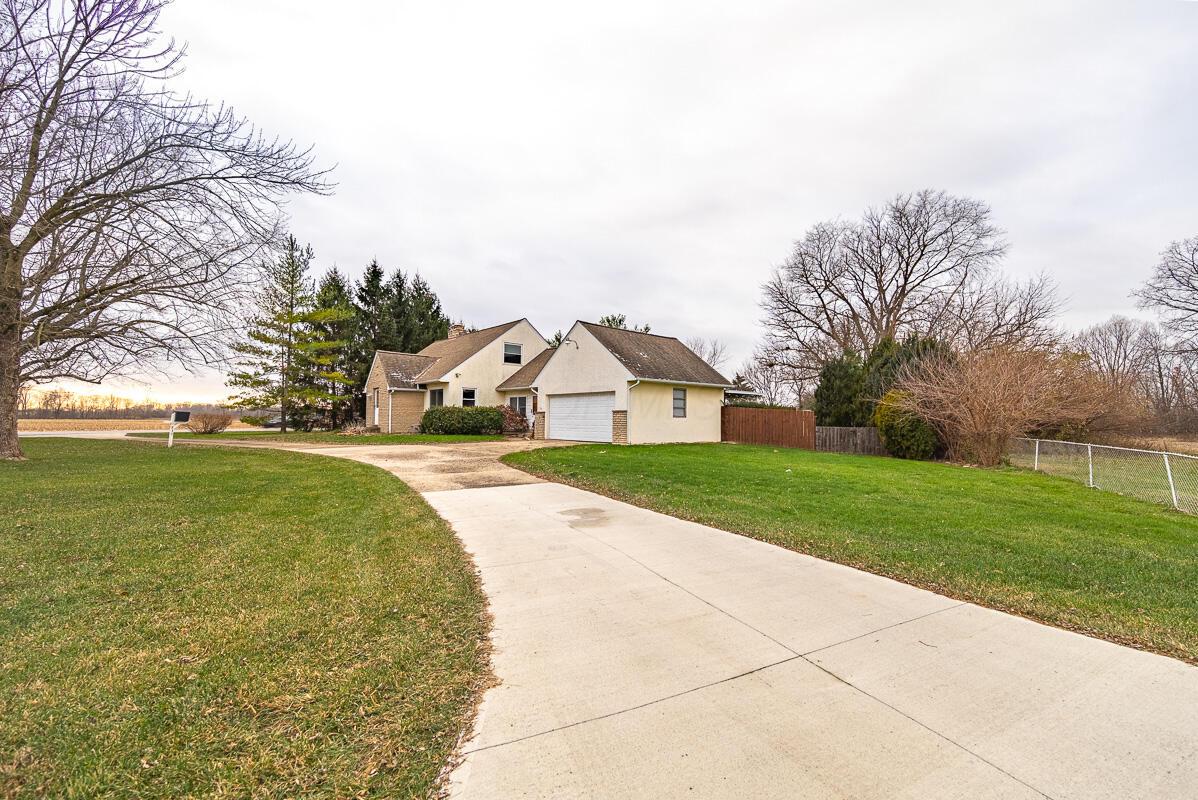 1830 Walker Road Hilliard, OH 43026 - Photo 4 of 59 1830 Walker - 04