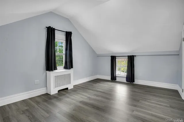 $769,000 | 14 Maple Street, Glenwood Landing, NY 11547