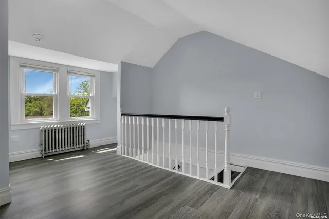 $769,000 | 14 Maple Street, Glenwood Landing, NY 11547