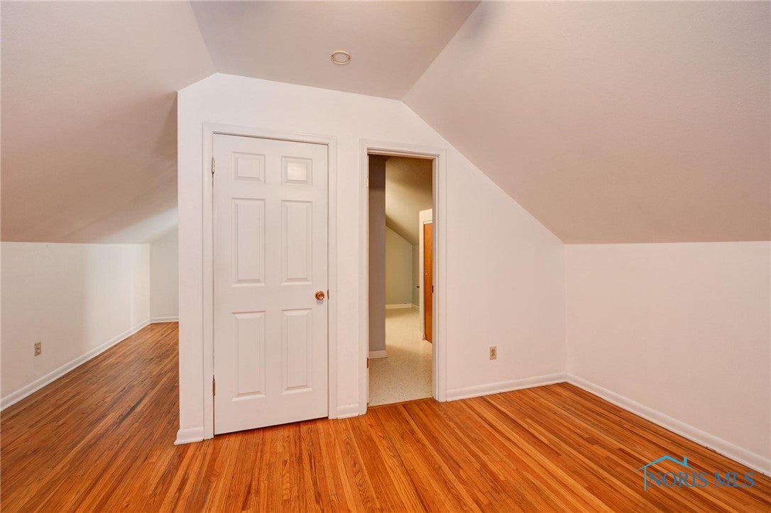 815 River Road Maumee, OH 43537 - Photo 13 of 27 MASTER W/BATH