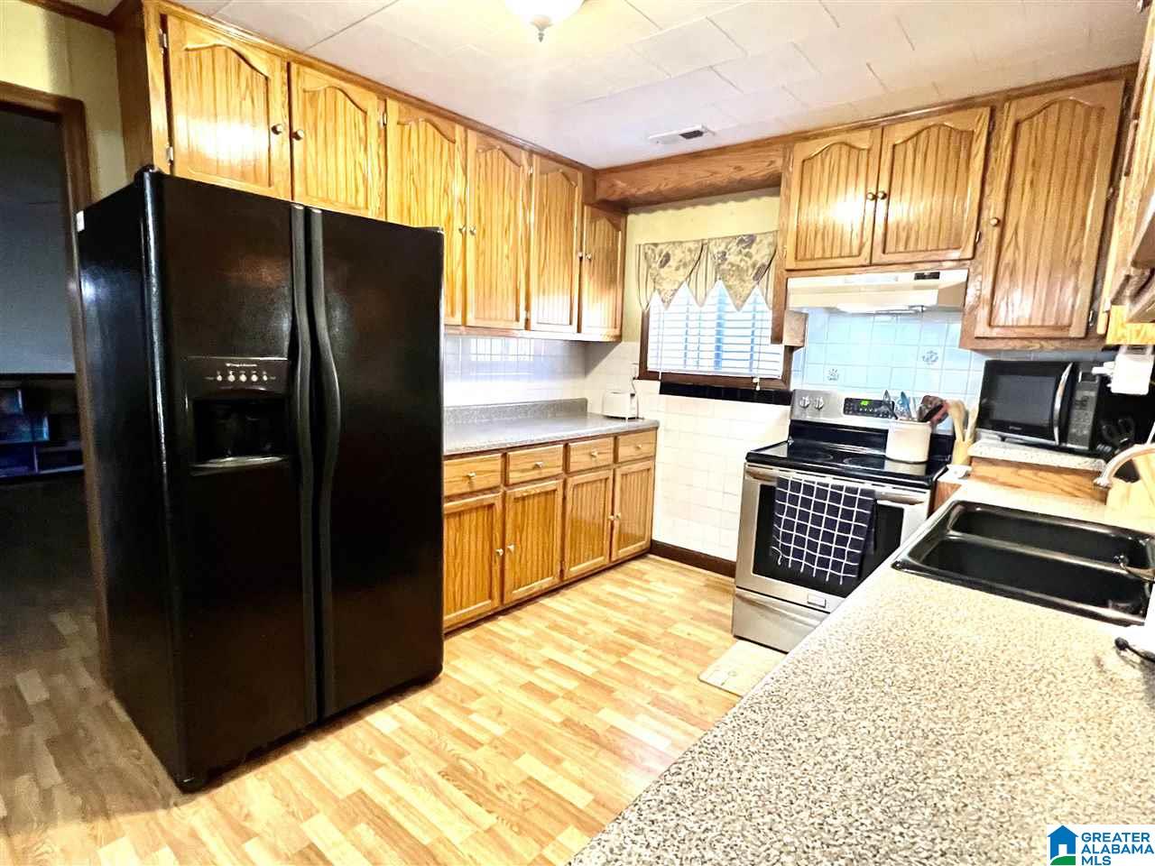 1511 Lee Street Gadsden, AL 35907 - Photo 9 of 41