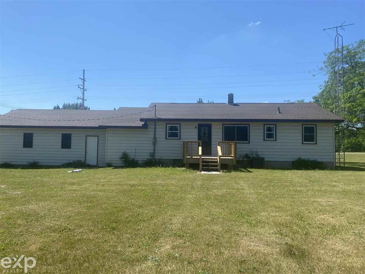 1397 Gun Club Road Caro, MI 48723 - Photo 4 of 35