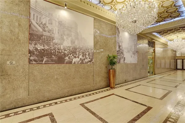 $5,500 | 210 Baronne Street, Unit 1802, New Orleans, LA 70112