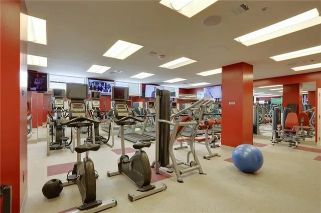 $5,500 | 210 Baronne Street, Unit 1802, New Orleans, LA 70112